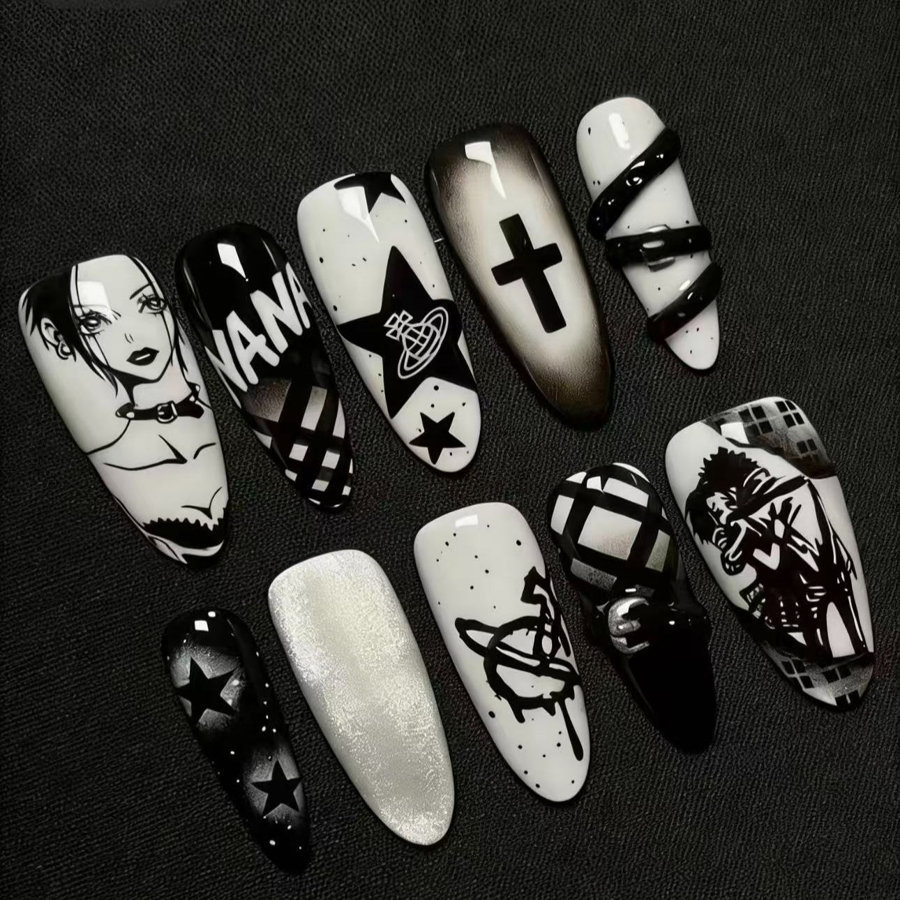 Nail Art - Kuku Palsu NANA Gaya Punk Estetika